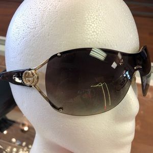 Gucci Authentic Sunglasses 🕶